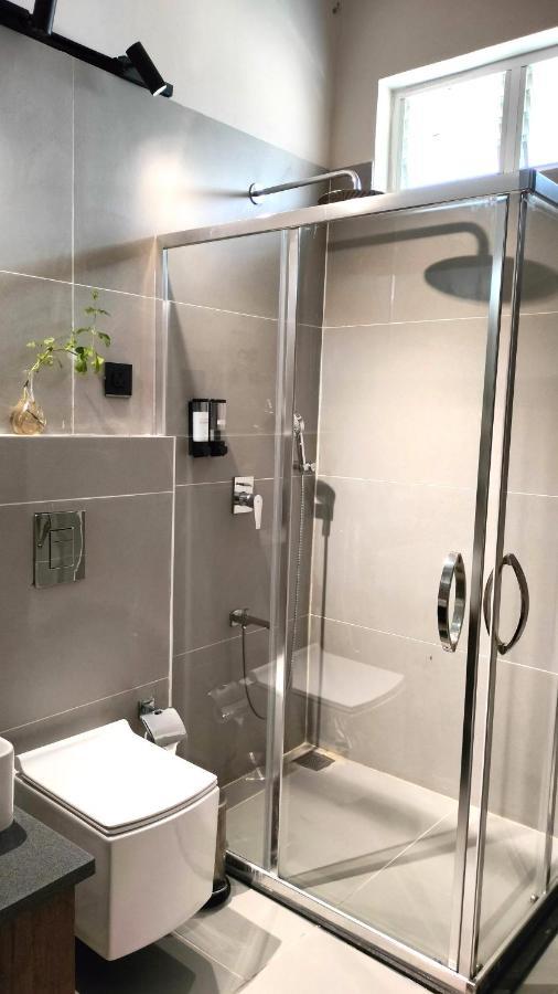 V Hotels And Resorts Chirala Εξωτερικό φωτογραφία