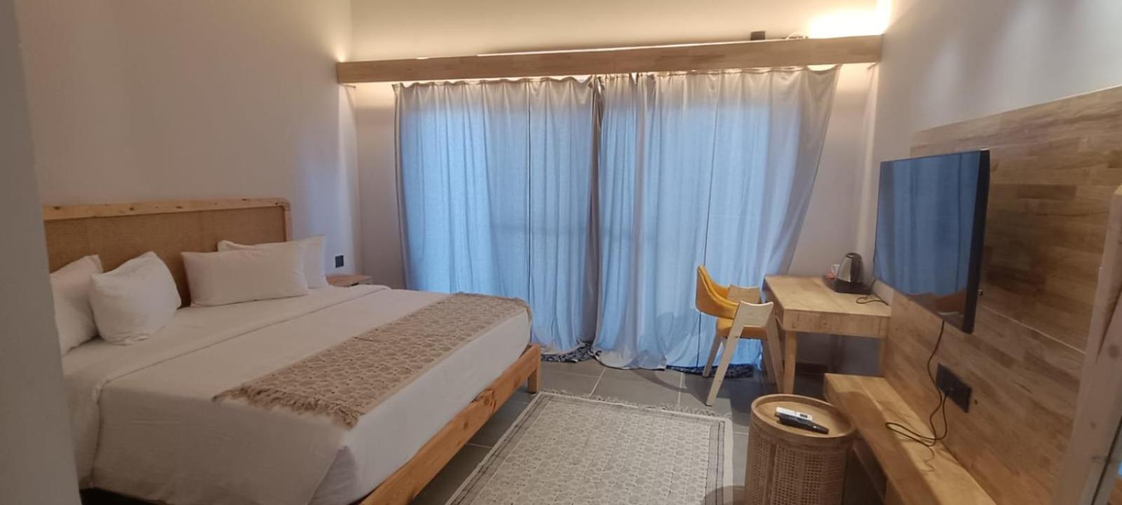 V Hotels And Resorts Chirala Εξωτερικό φωτογραφία